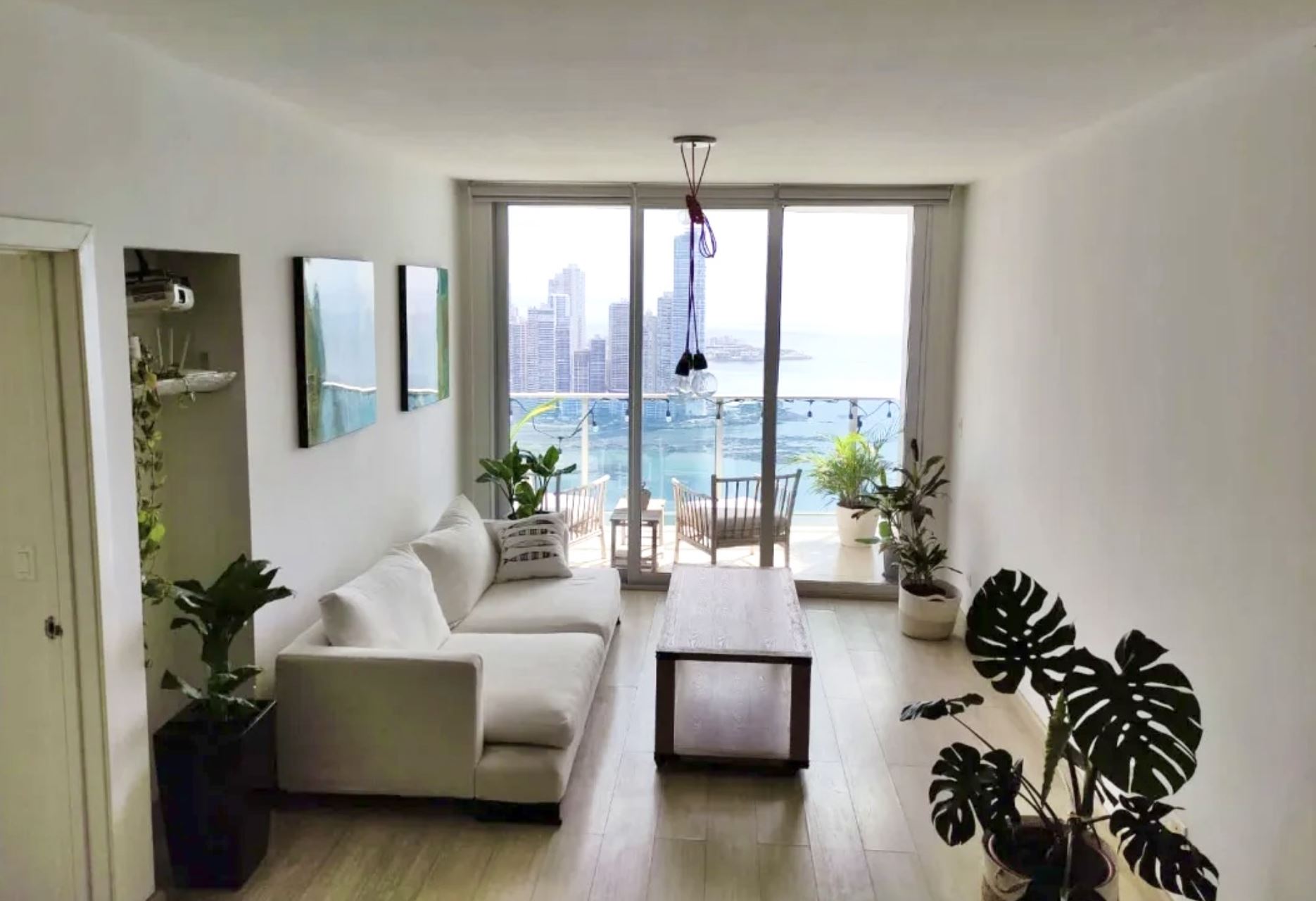 Remax real estate, Panama, Panama - Avenida Balboa, APARTAMENT FOR RENT IN PH WHITE, AVENIDA BALBOA (N.O)